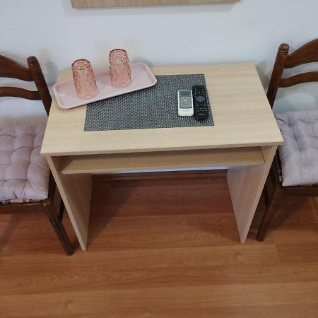 Soba Ivanka Niksic Karlobag Buitenkant foto